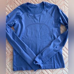 Swiftly Tech long sleeve Lululemon shirt, blue-purple color size 8